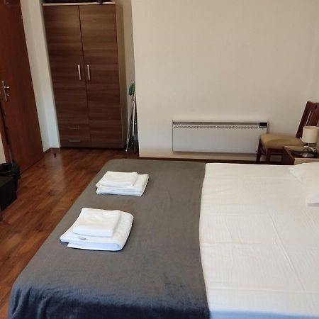 Family 2 Bed Apartment In 반스코 외부 사진