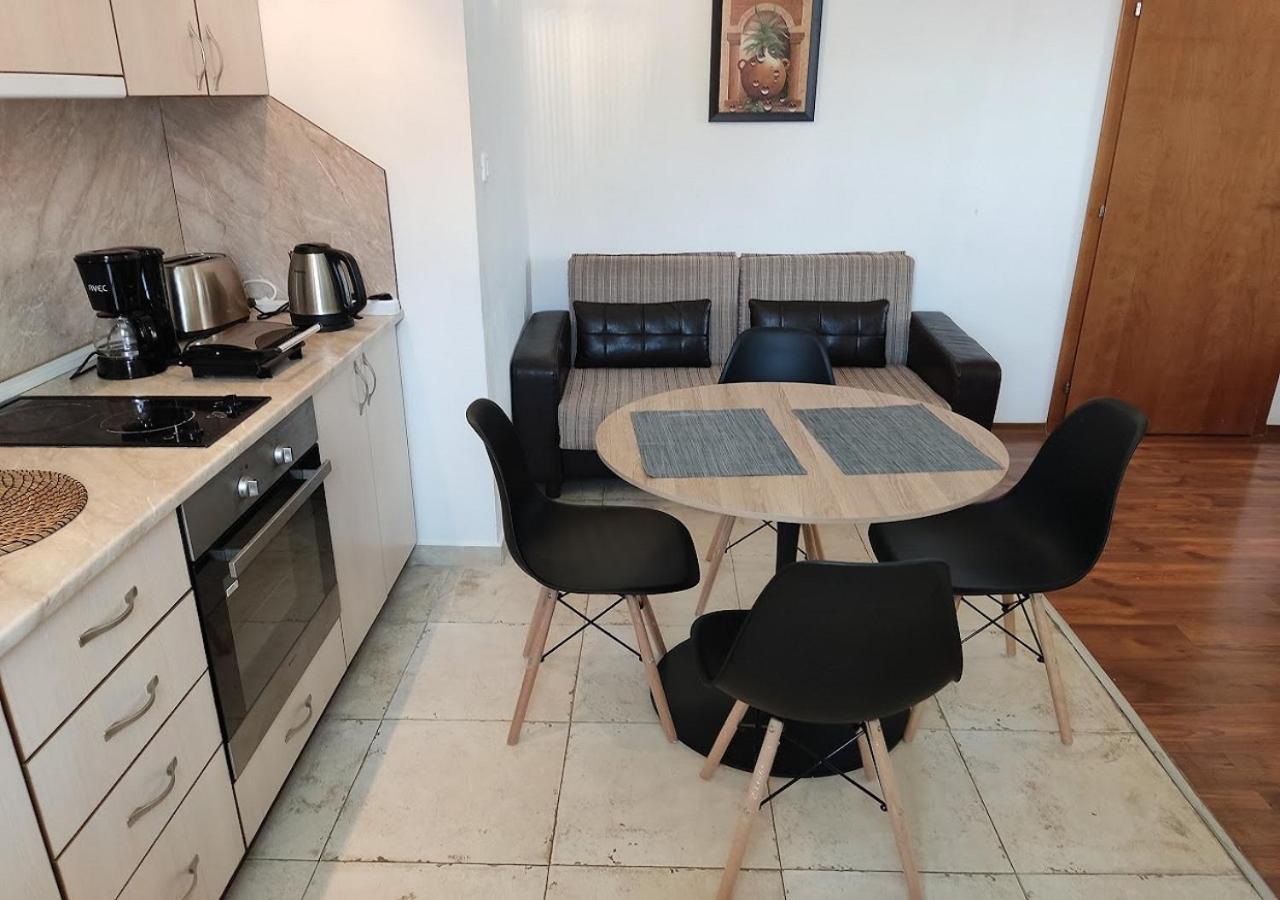 Family 2 Bed Apartment In 반스코 외부 사진