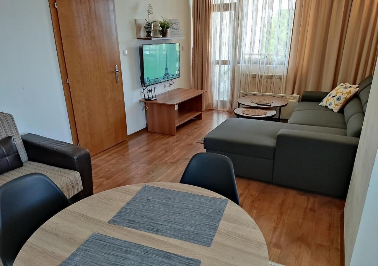 Family 2 Bed Apartment In 반스코 외부 사진